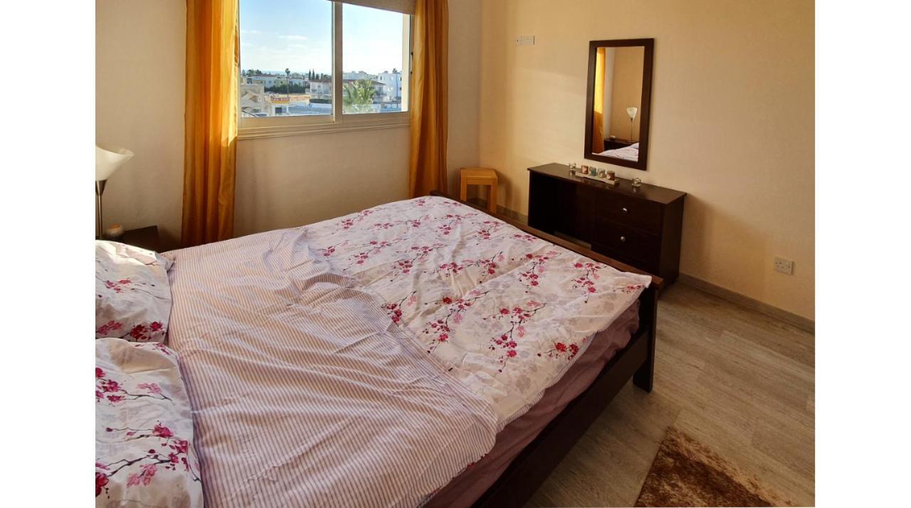 Petras Cozy Nest, 1-Bedroom Apt., Paphos-Universal Exteriör bild