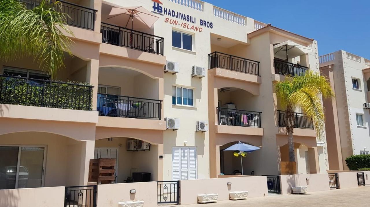 Petras Cozy Nest, 1-Bedroom Apt., Paphos-Universal Exteriör bild
