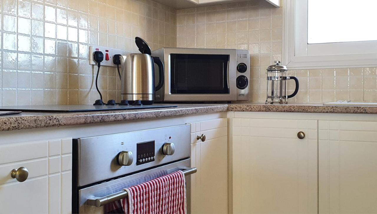 Petras Cozy Nest, 1-Bedroom Apt., Paphos-Universal Exteriör bild